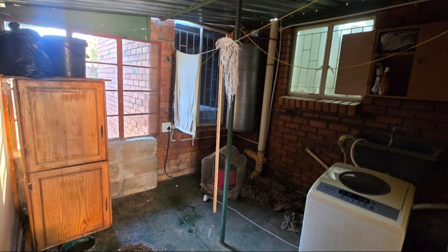 2 Bedroom Property for Sale in Koffiefontein Free State
